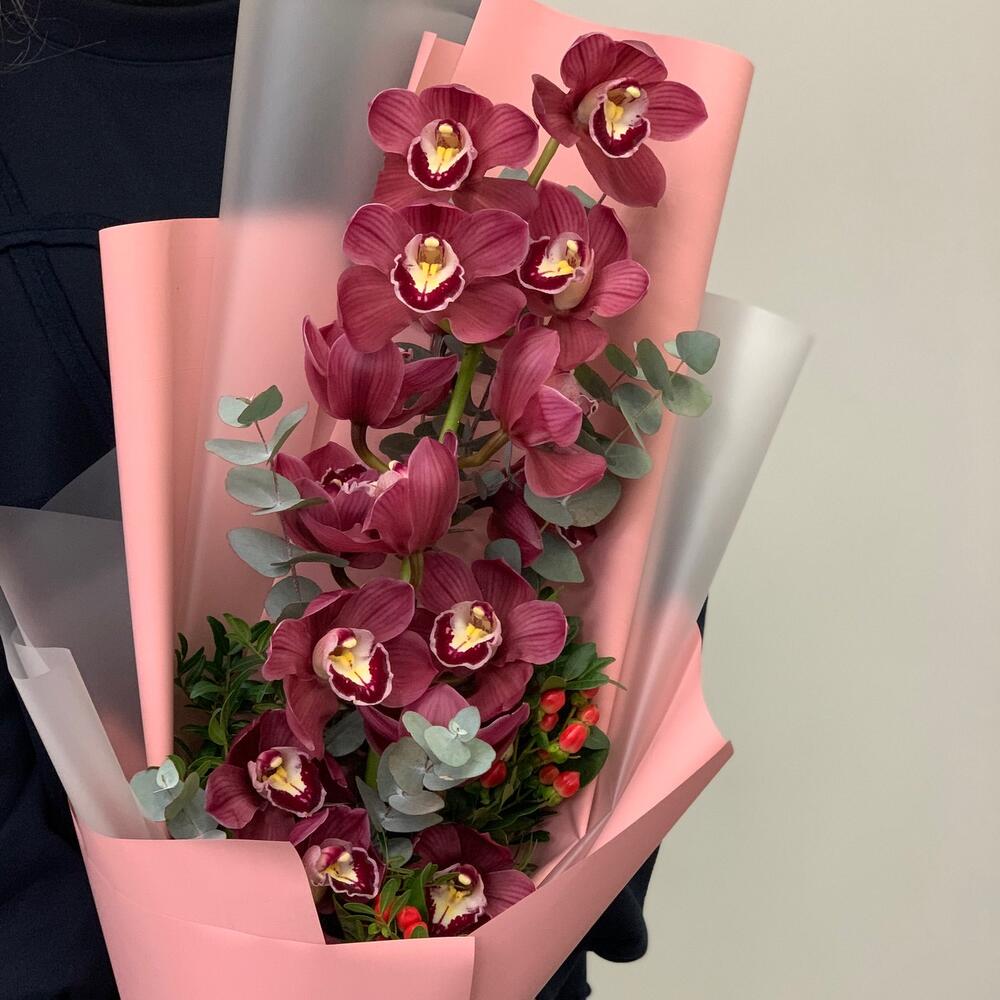 Букет ,,Ветка орхидеи