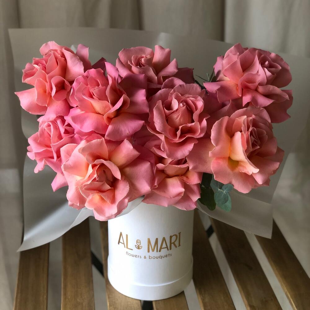 Цветы в коробке