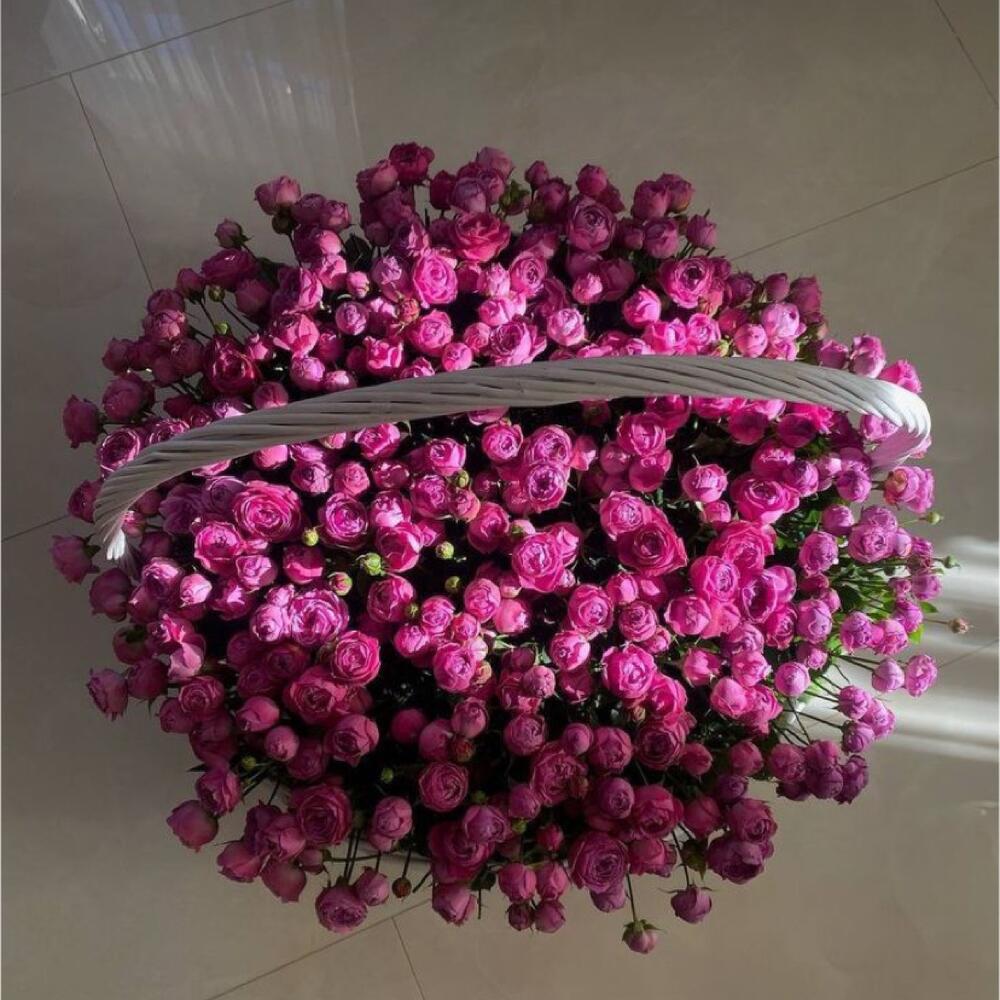 Корзина с цветами